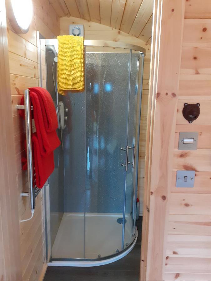 ホテル The Sleepy Crofter Glamping - Achiltibuie エクステリア 写真