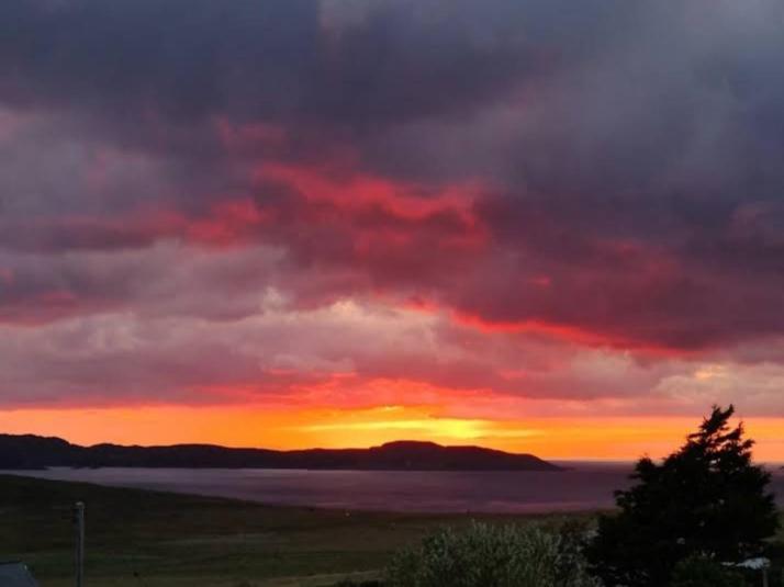 ホテル The Sleepy Crofter Glamping - Achiltibuie エクステリア 写真